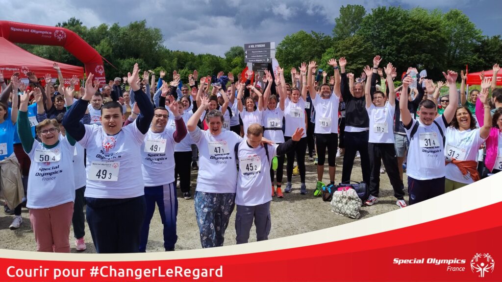 Courir pour changer le regard sur l'handicap. Juin 2024, course caritative à Bordeaux, un moment sportif et fédérateur pour nos collaborateurs